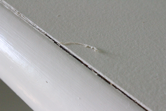 Remove Caulk from Cracks and Joints