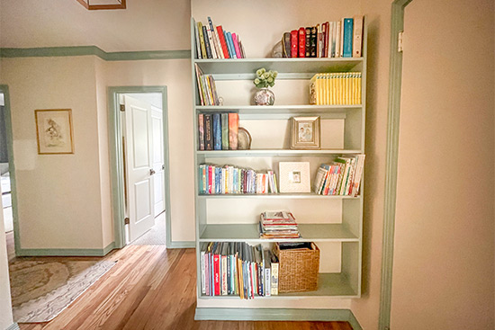 Create Your Own Bookshelf for Any Nook